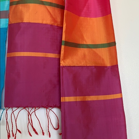 💝2 Gorgeous 100% Silk Scarves bundle - Picture 3 of 3